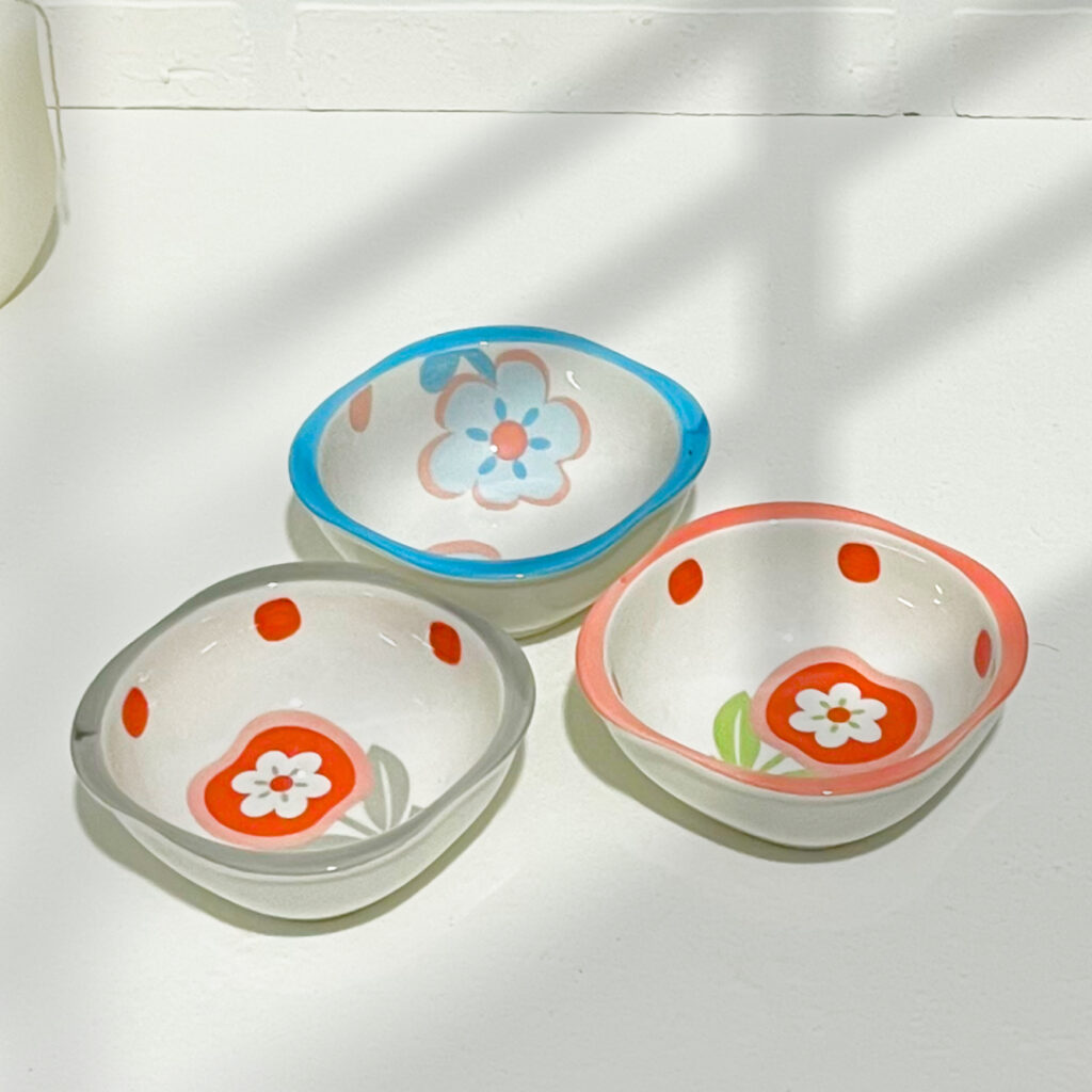 کاسه سرامیکی طرح گل دار